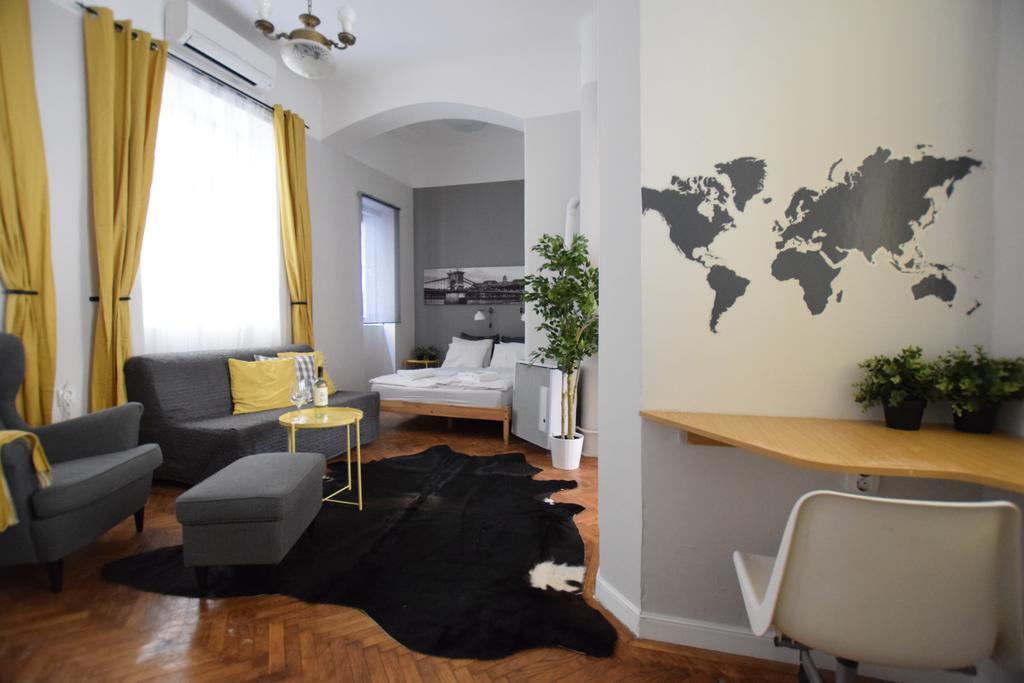 Standard Apartment By Hi5 - Chainbridge Budapest Extérieur photo