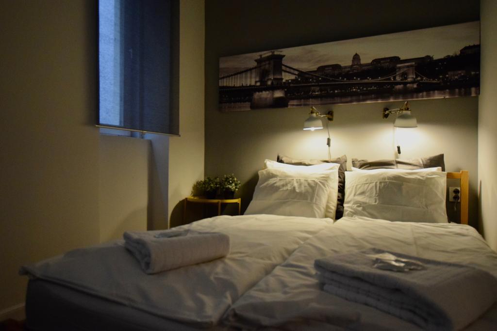 Standard Apartment By Hi5 - Chainbridge Budapest Extérieur photo
